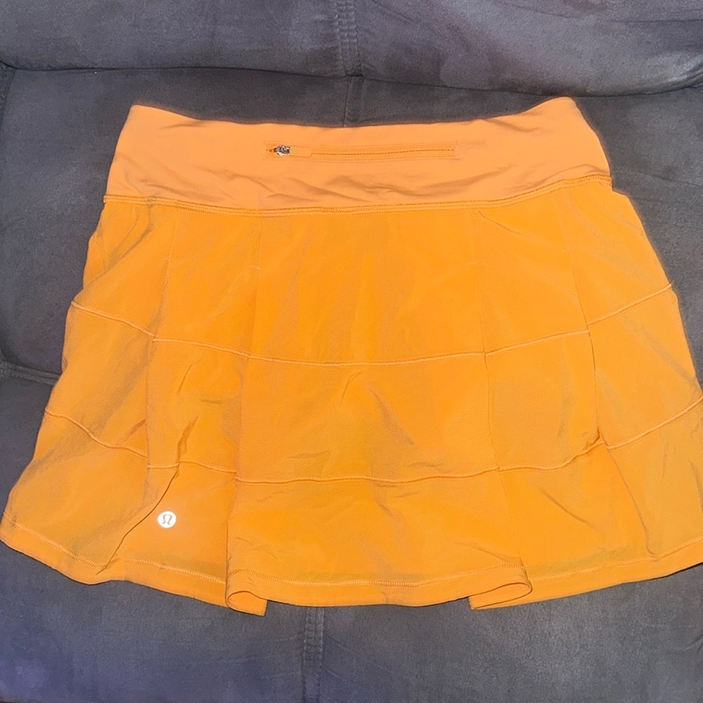 lululemon size 4 pace rival skirt (longer version)